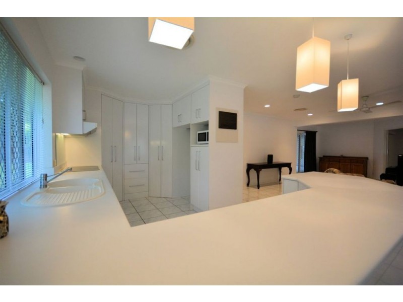 3 Kurrajong Court, Bushland Beach QLD 4818