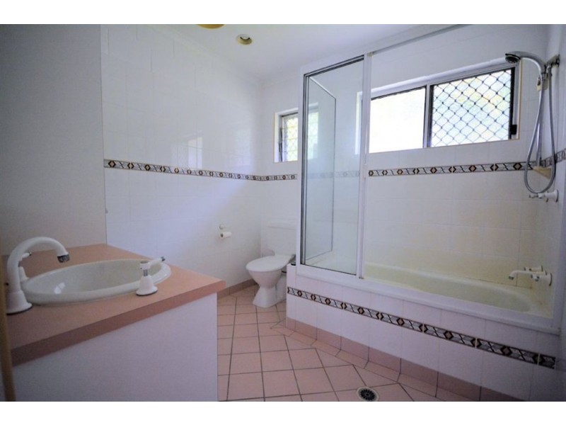 3 Kurrajong Court, Bushland Beach QLD 4818