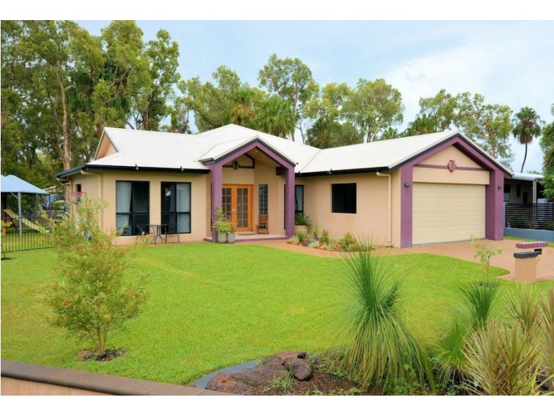 9 Marita Court, Bushland Beach QLD 4818