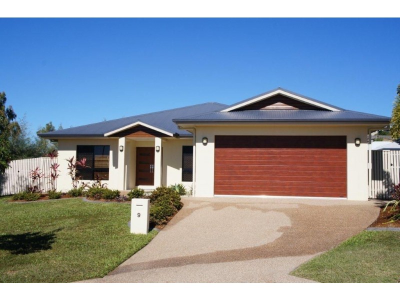 9 Keswick Street, Bushland Beach QLD 4818