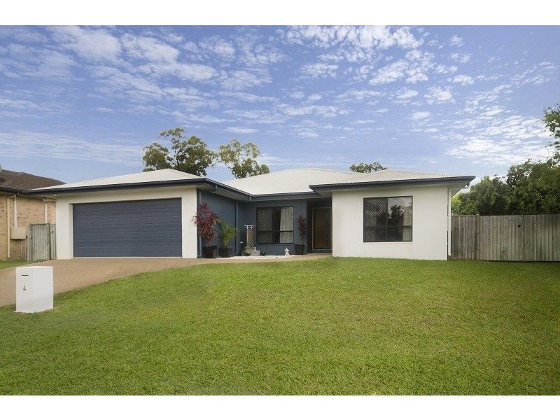 4 Goicoechea Drive, Bushland Beach QLD 4818