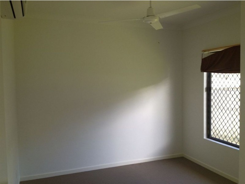 23 Deedes Crescent, Bushland Beach QLD 4818