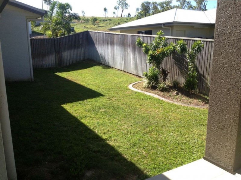 23 Deedes Crescent, Bushland Beach QLD 4818
