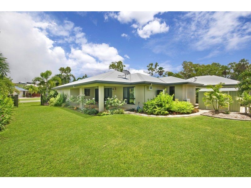 12 Anchorage Circuit, Bushland Beach QLD 4818