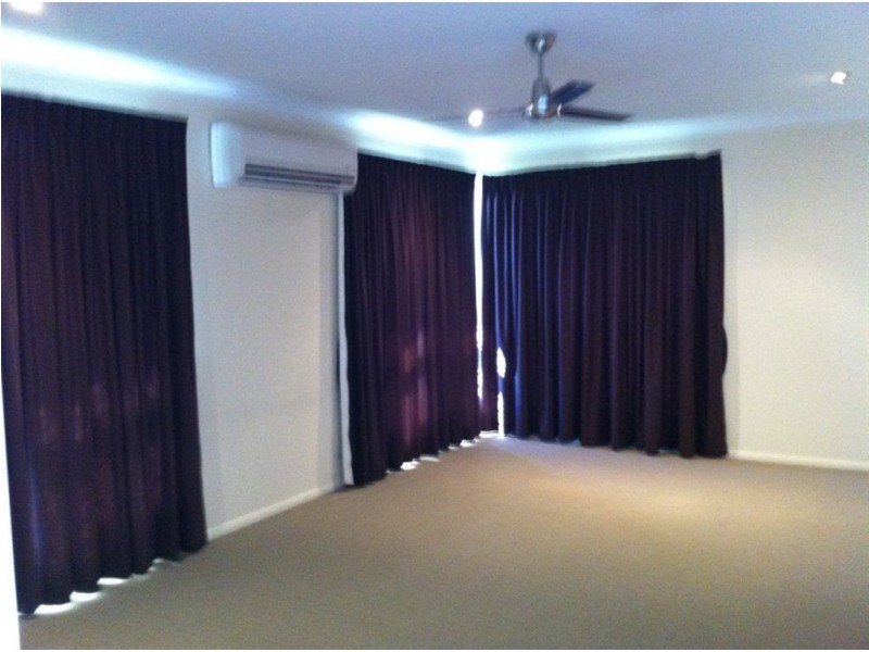 6 Platypus Street, Bushland Beach QLD 4818