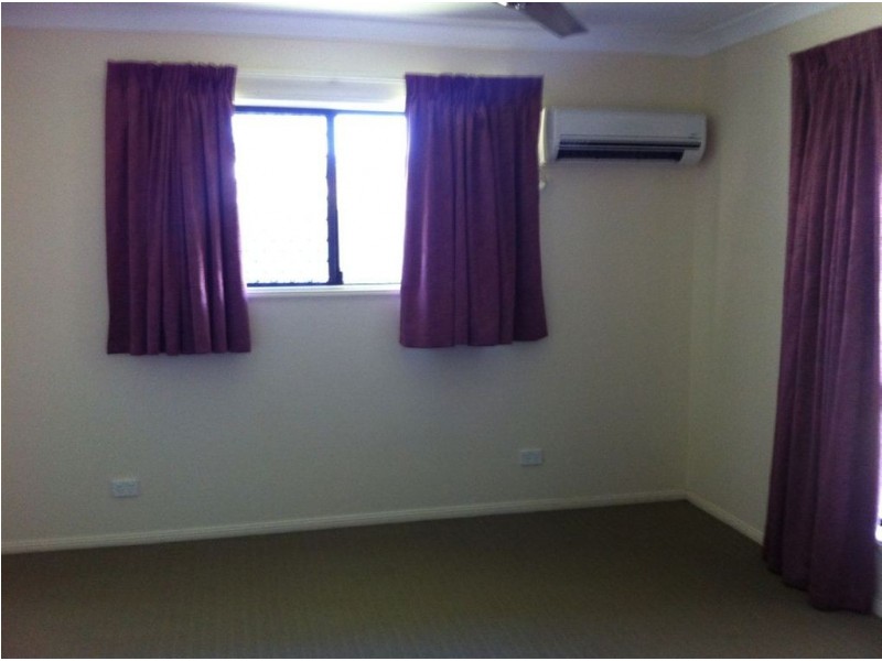 6 Platypus Street, Bushland Beach QLD 4818