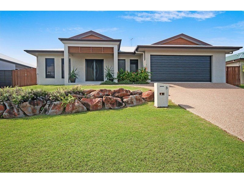 3 Helvellyn Street, Bushland Beach QLD 4818