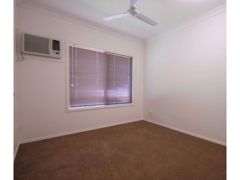 143 Daintree Drive, Bushland Beach QLD 4818