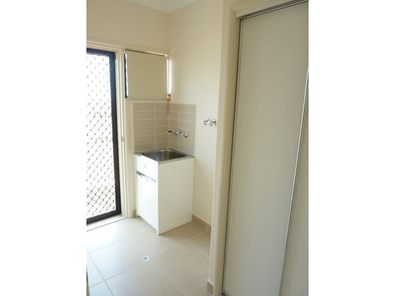 4 Oculina Street, Burdell QLD 4818