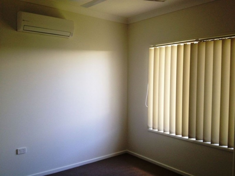 13 Barratonia Way, Mount Low QLD 4818