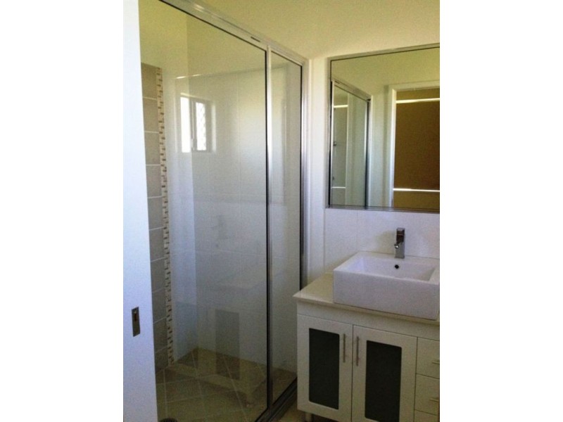 13 Barratonia Way, Mount Low QLD 4818