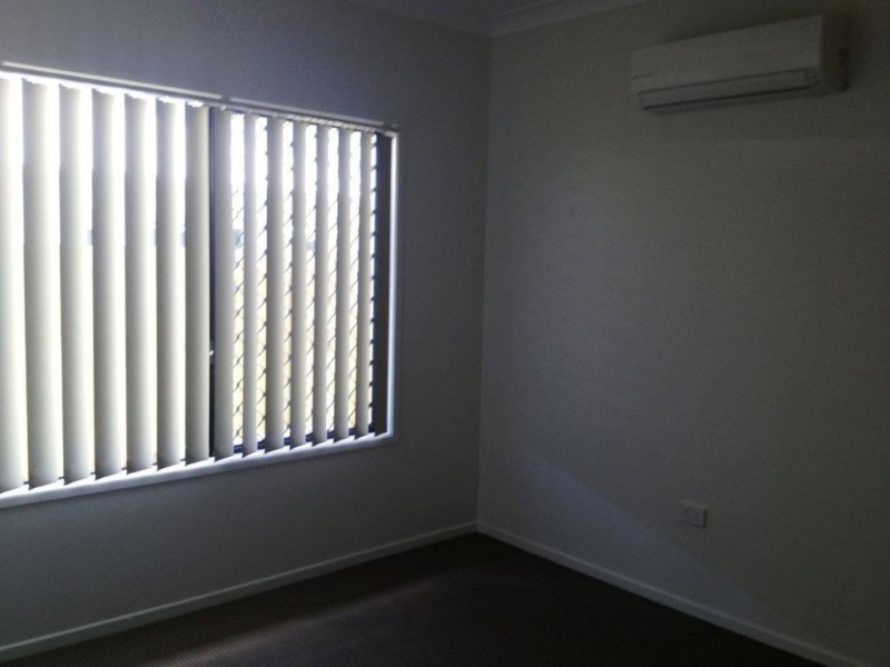 13 Barratonia Way, Mount Low QLD 4818