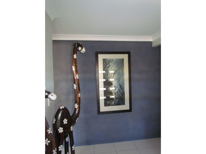 5 Rattray Street, Bushland Beach QLD 4818