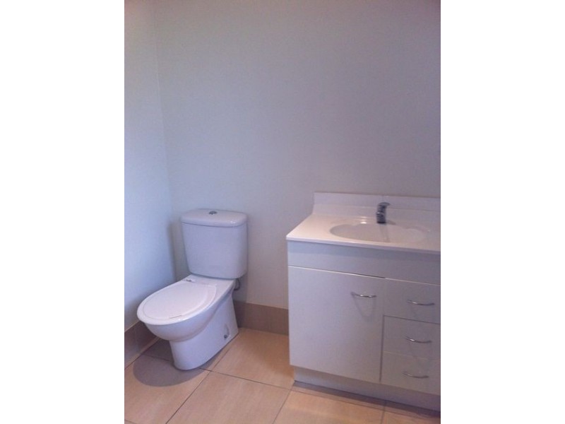 28B Jamaica Cres, Bushland Beach QLD 4818