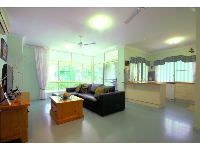 4 The Vines Court, Balgal Beach QLD 4816