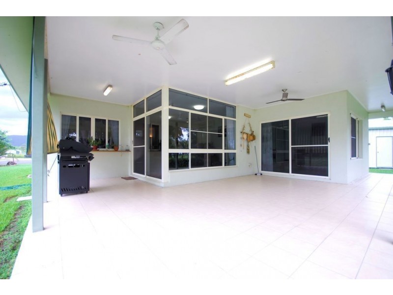 4 The Vines Court, Balgal Beach QLD 4816