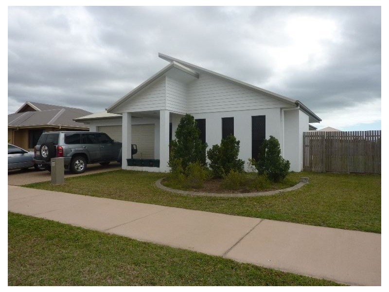 69 Lady Musgrave Circuit, Burdell QLD 4818