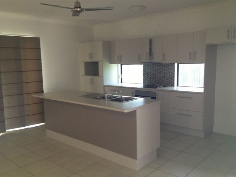 69 Lady Musgrave Circuit, Burdell QLD 4818