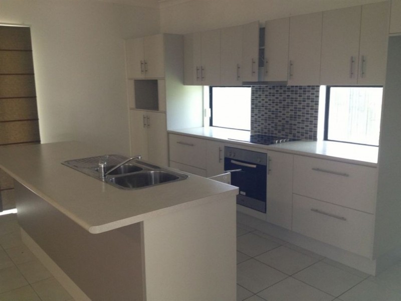 69 Lady Musgrave Circuit, Burdell QLD 4818