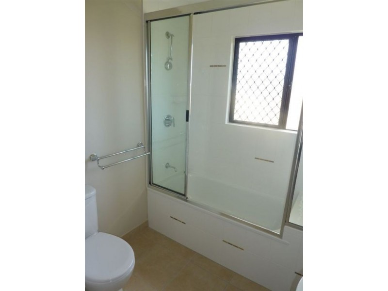 40 Tipperary  Street, Mount Low QLD 4818