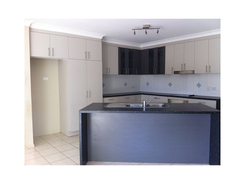 11 Romboli Court, Burdell QLD 4818