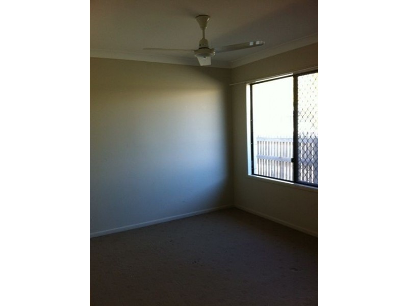 11 Romboli Court, Burdell QLD 4818