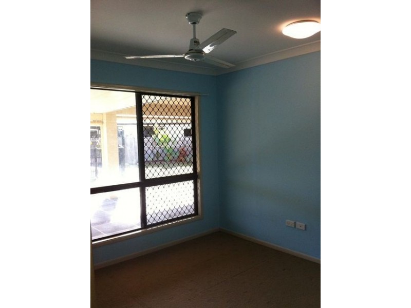 11 Romboli Court, Burdell QLD 4818