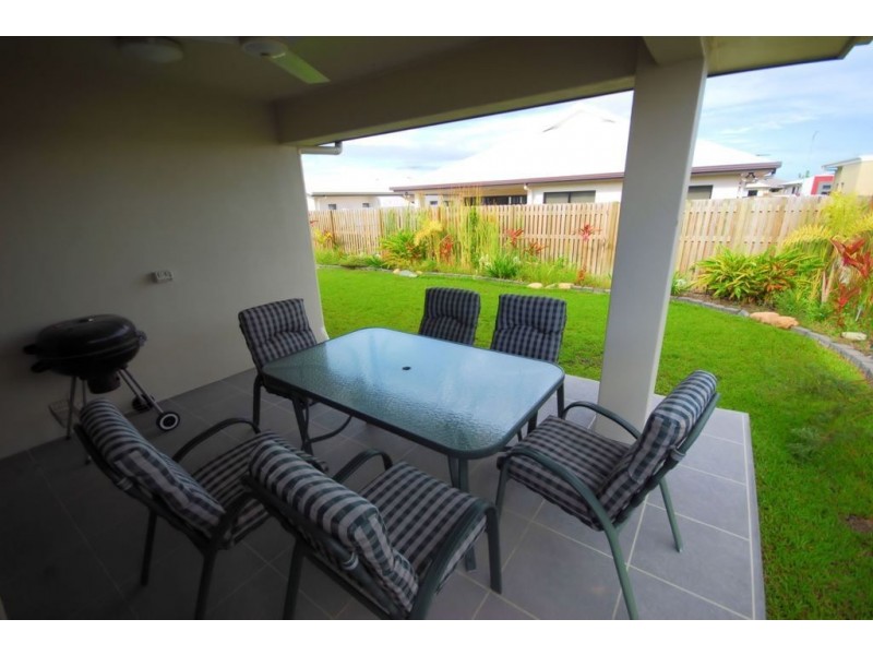 25 Iona Avenue, Burdell QLD 4818