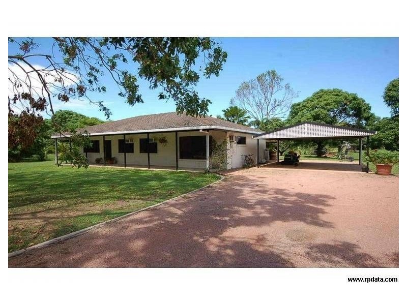 106 Toolakea Beach Road, Bluewater QLD 4818