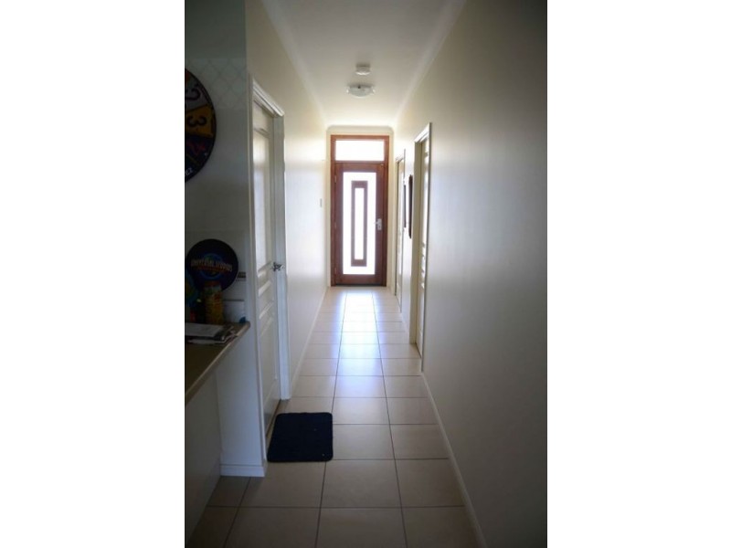 2 Oculina Street, Burdell QLD 4818