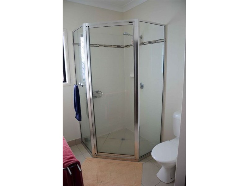 2 Oculina Street, Burdell QLD 4818