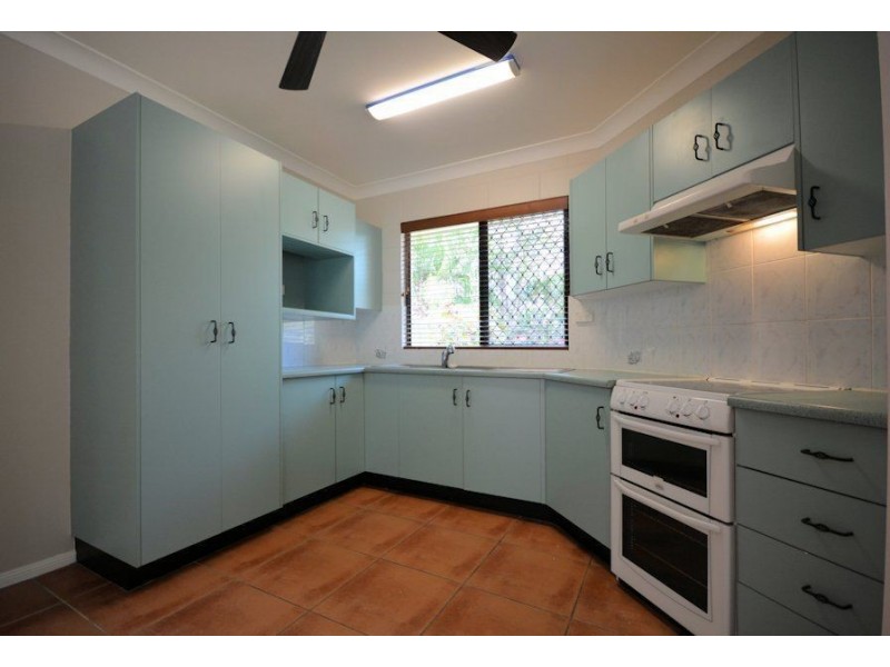 2 Manuka Court, Bushland Beach QLD 4818