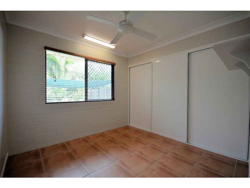 2 Manuka Court, Bushland Beach QLD 4818