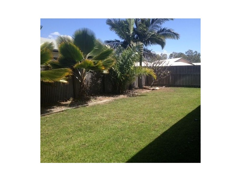 19 Coolaree Drive, Bushland Beach QLD 4818