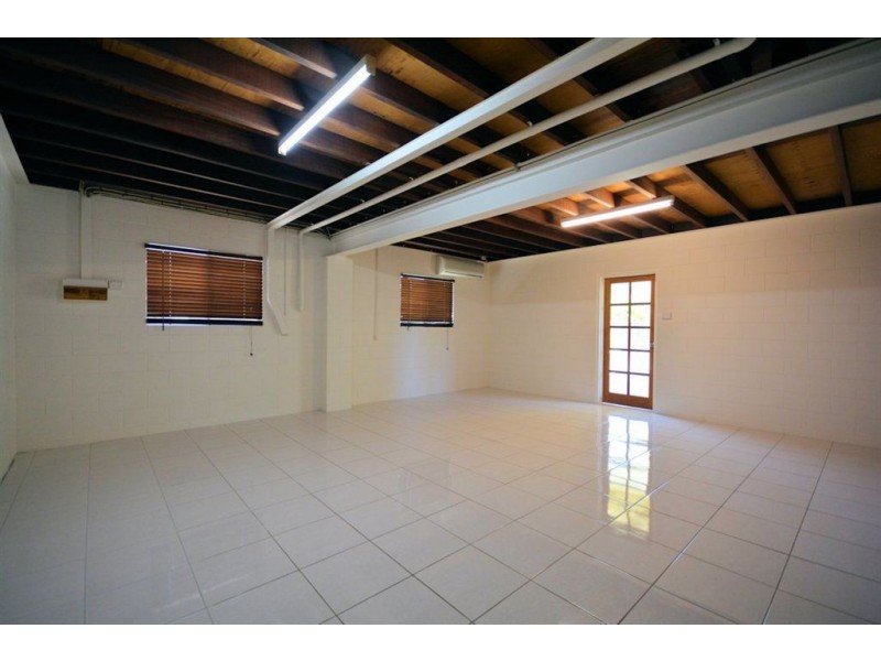 71 Marina Drive, Bushland Beach QLD 4818