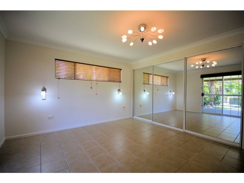 71 Marina Drive, Bushland Beach QLD 4818