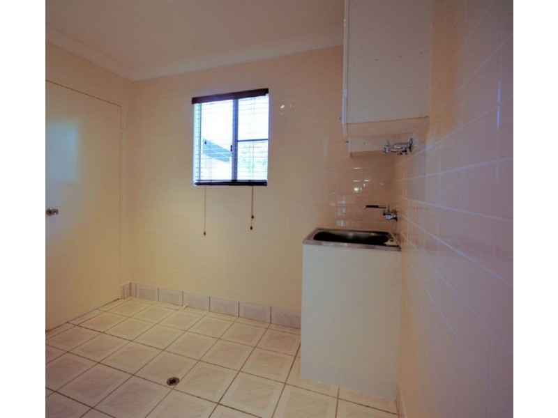 71 Marina Drive, Bushland Beach QLD 4818