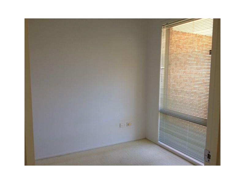 18 Dickenson Place, Kirwan QLD 4817