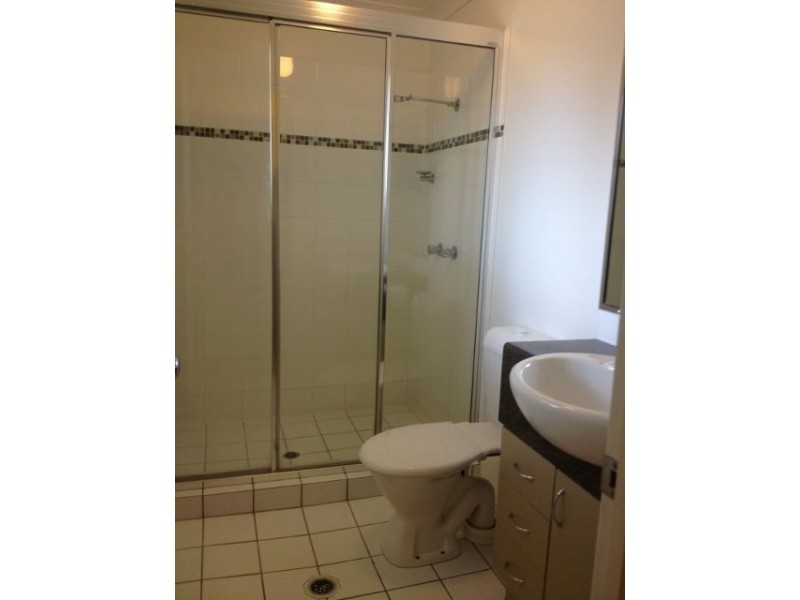 18 Dickenson Place, Kirwan QLD 4817