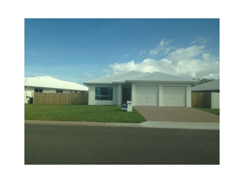 41 Hillock Street, Bushland Beach QLD 4818