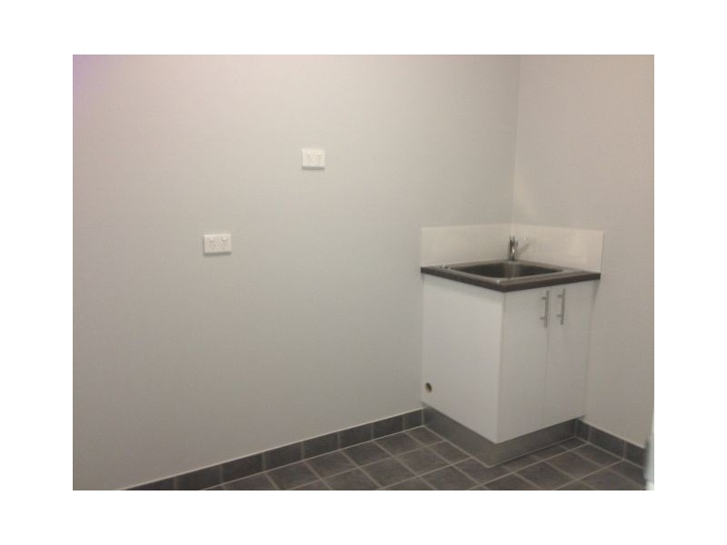 41 Hillock Street, Bushland Beach QLD 4818