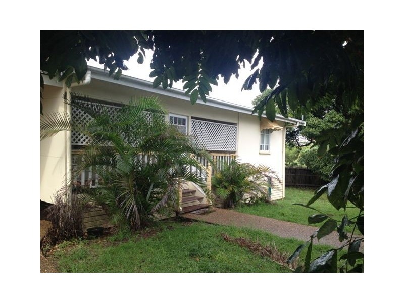 13 Cannan Street, South Townsville QLD 4810