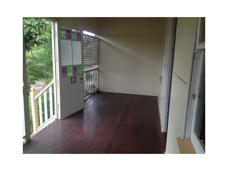 13 Cannan Street, South Townsville QLD 4810