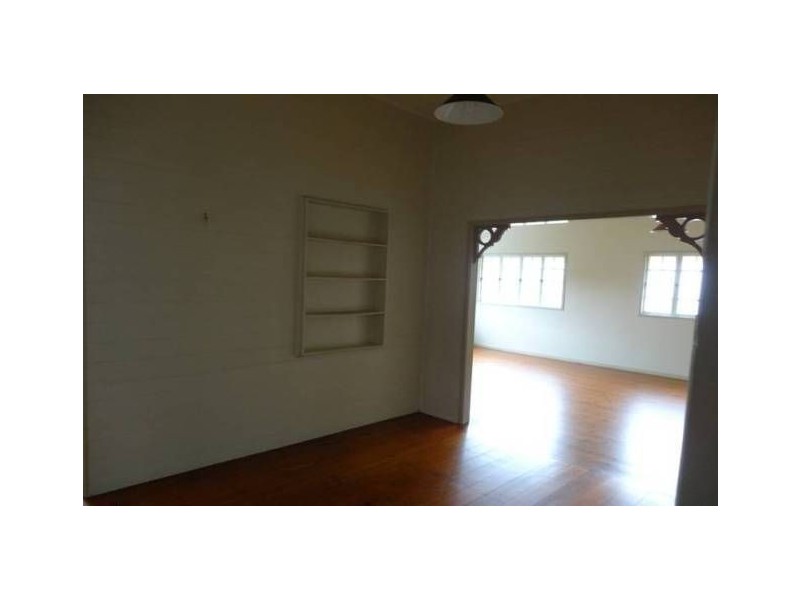 13 Cannan Street, South Townsville QLD 4810