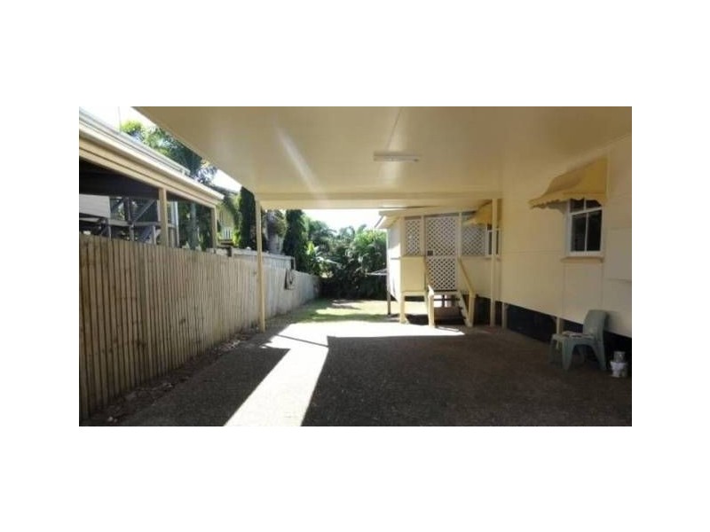 13 Cannan Street, South Townsville QLD 4810