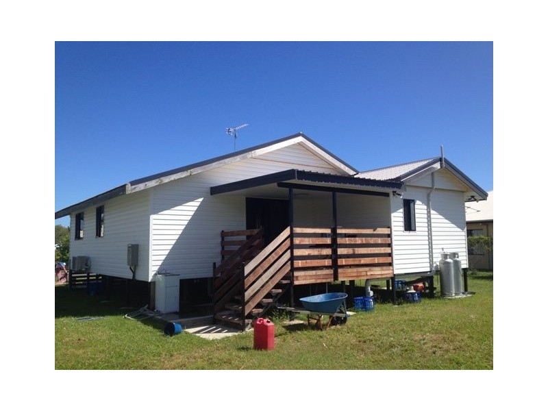 7 Medinah Court, Balgal Beach QLD 4816