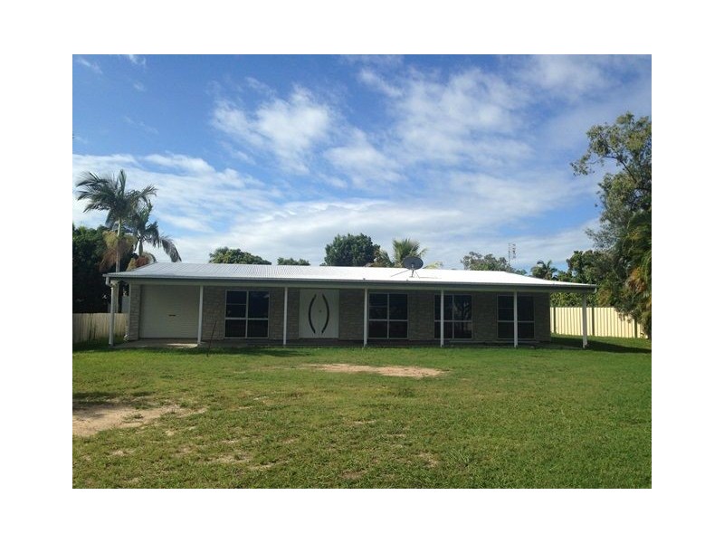 10 Fanning Court, Balgal Beach QLD 4816