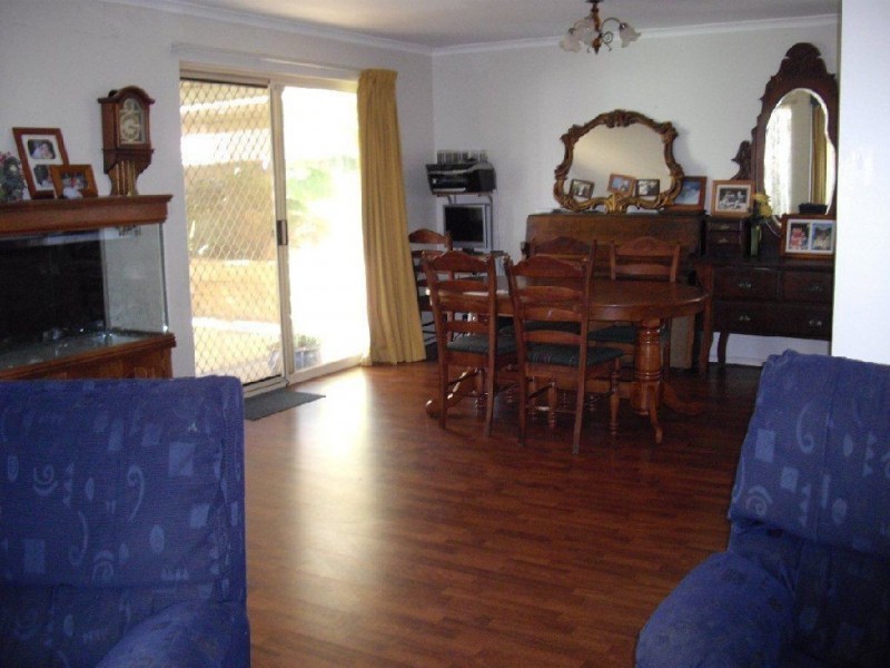 26 Angas Avenue, Evanston Park SA 5116