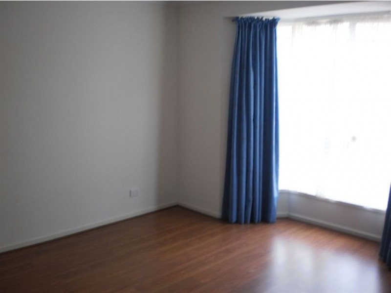 1B Harkness Street, Willaston SA 5118