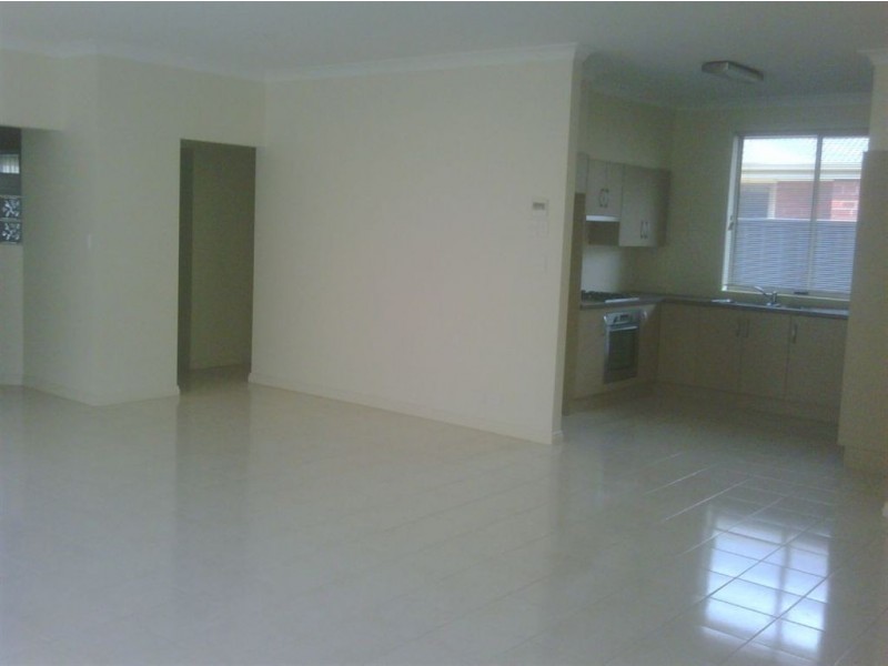 12 East Parkway, Andrews Farm SA 5114